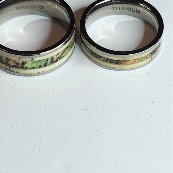 Matching Antler Inlay Titanium Bands - Picture 4 of 5